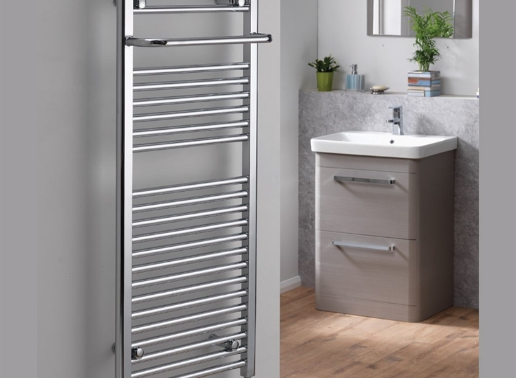 Ebony Towel Rail with Projecting Towel Bar